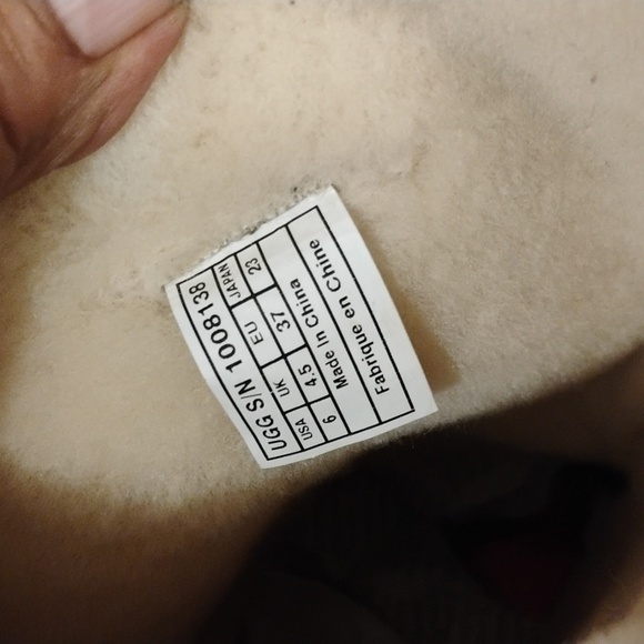 UGG Tan Kids Boots with Teal Sole. Size 6 Women - Picture 7 of 8